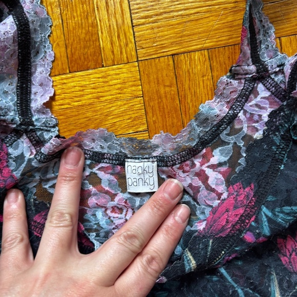 Hanky Panky floral stretchy tank top - Picture 2 of 3